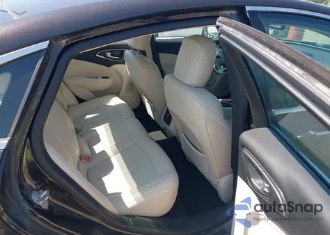 2015 Chrysler 200 C from USA, damaged, VIN 1C3CCCCB9FN553068